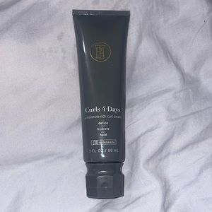 PTH BY TARAJI CURLS 4 DAYS MOISTURE RICH CURL CREAM